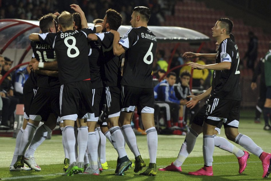 Albania y Rumania se clasifican a la Euro 2016