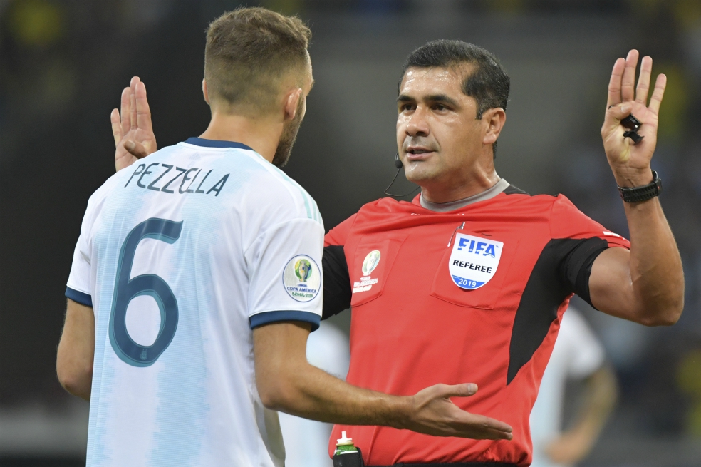 Conmebol admitió mal uso del VAR en el partido Brasil vs. Argentina de Copa América