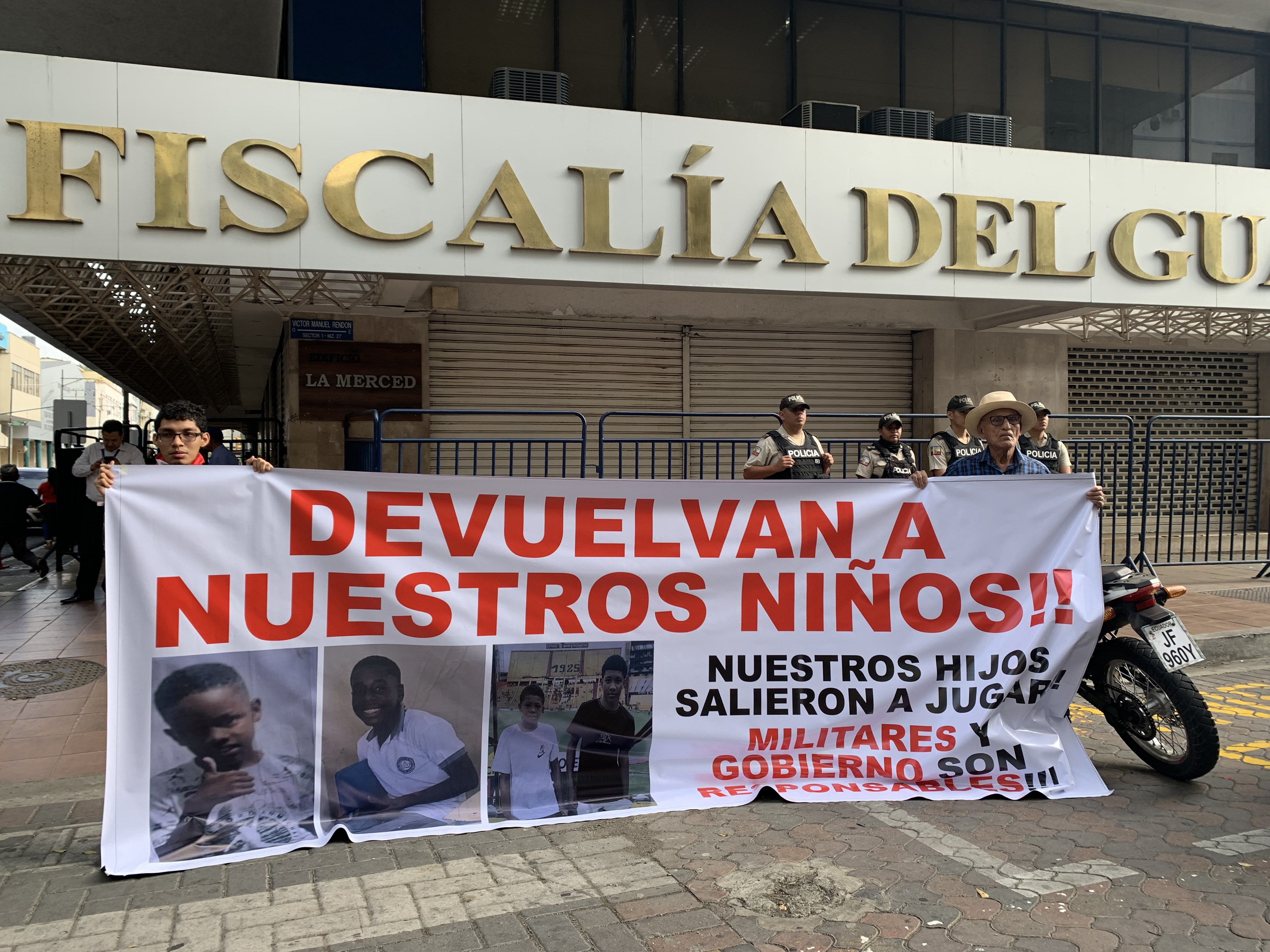 Silencio y contradicciones: sigue la incertidumbre sobre el paradero de cuatro niños en Ecuador