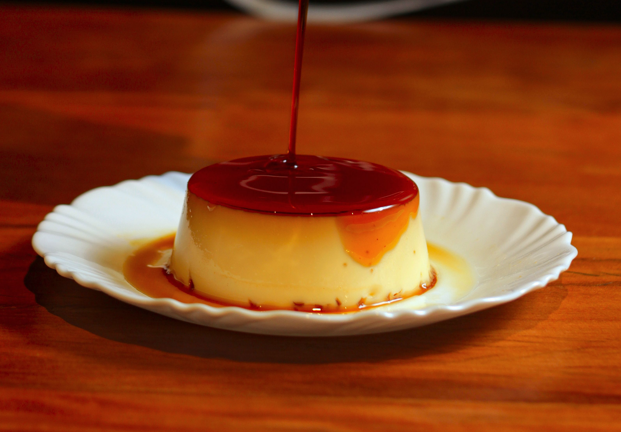 Flan de arequipe fácil y cremoso: receta paso a paso