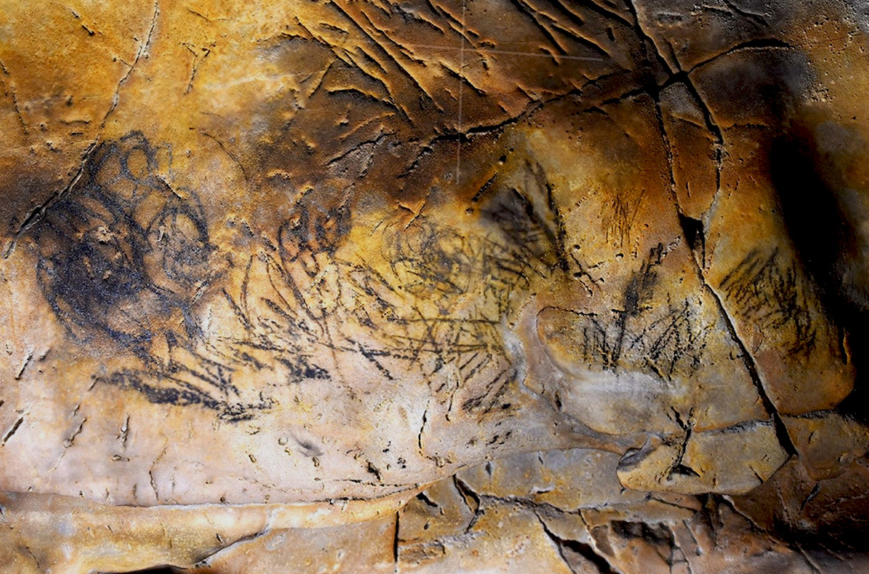 “Enigmático” arte rupestre habría sido obra de niños en la Edad de Hielo