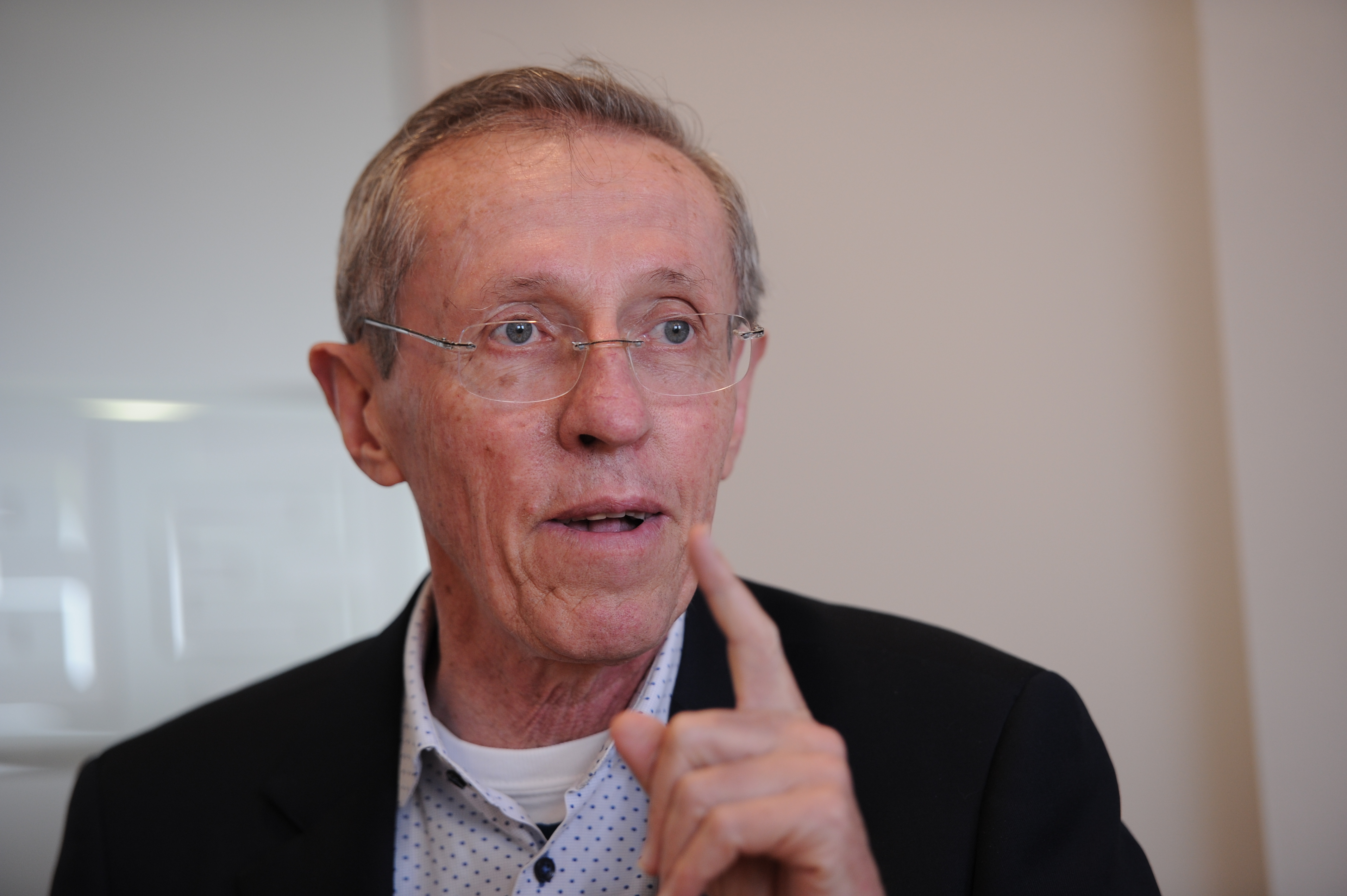 ¿Cómo fue que Antonio Navarro, Álvaro Gómez y Horacio Serpa hicieron juntos una Constitución?