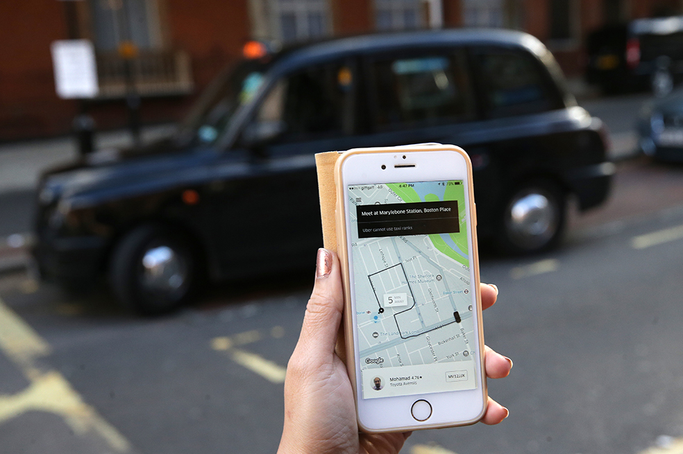 En Londres reúnen 600.000 firmas a favor de renovación de licencia de Uber