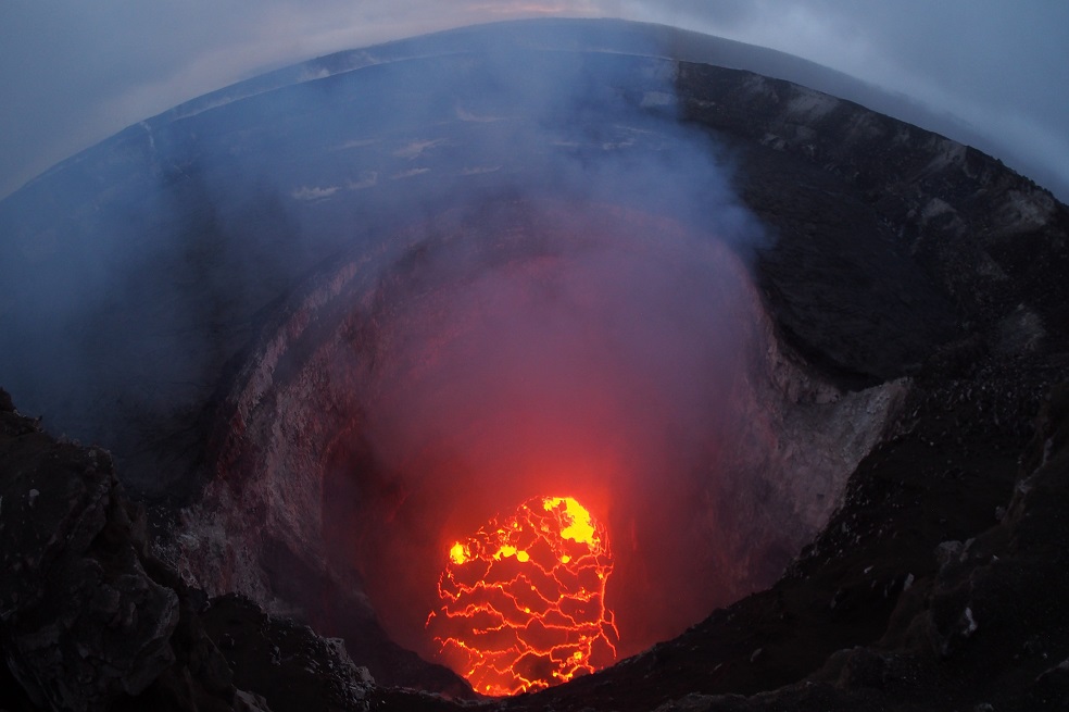 Los “cabellos de Pele” producidos por el volcán Kilauea podrían ser partículas de vidrio