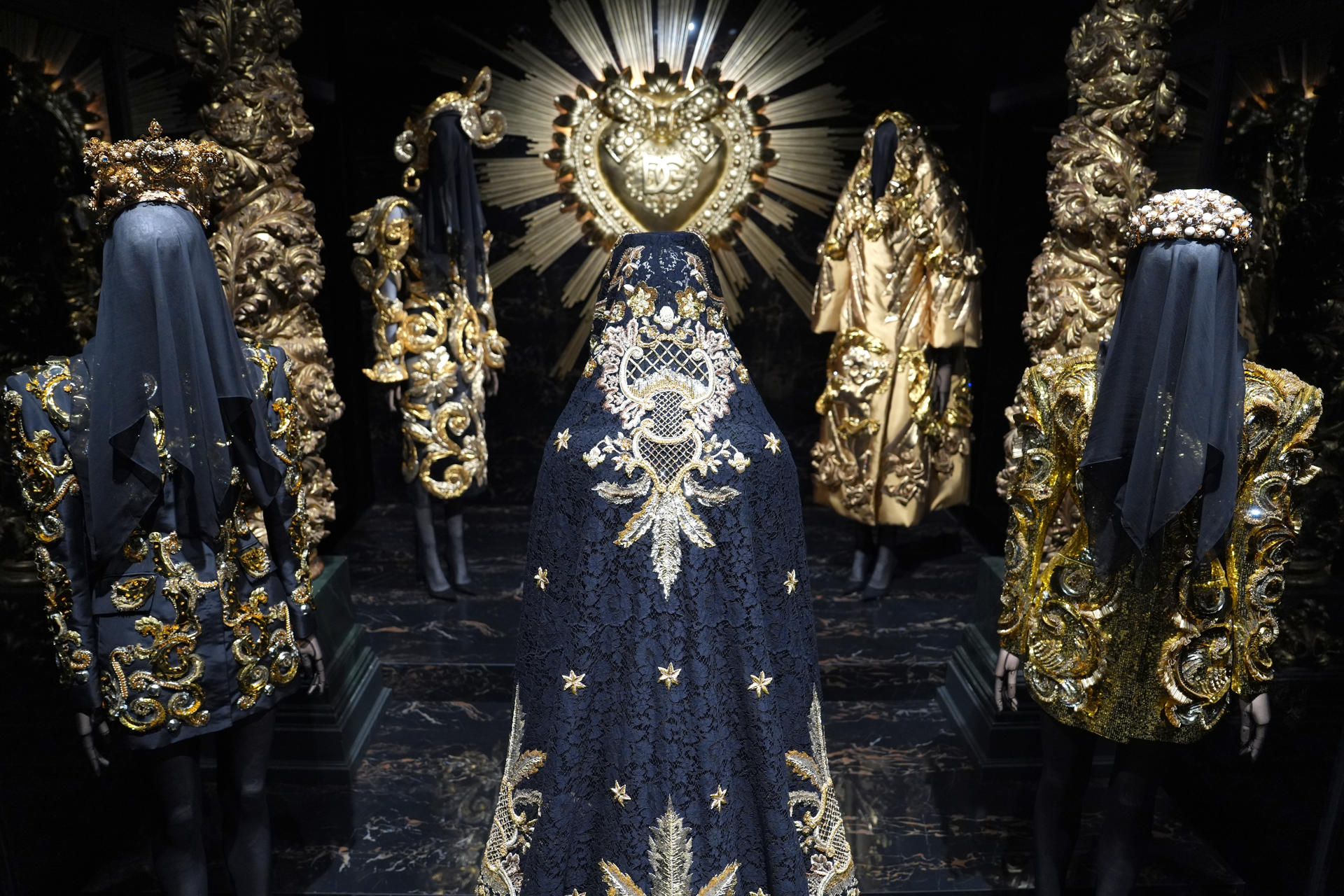 Dolce & Gabbana y su nueva exhibición en Miami revela los secretos de la ‘Alta Moda’