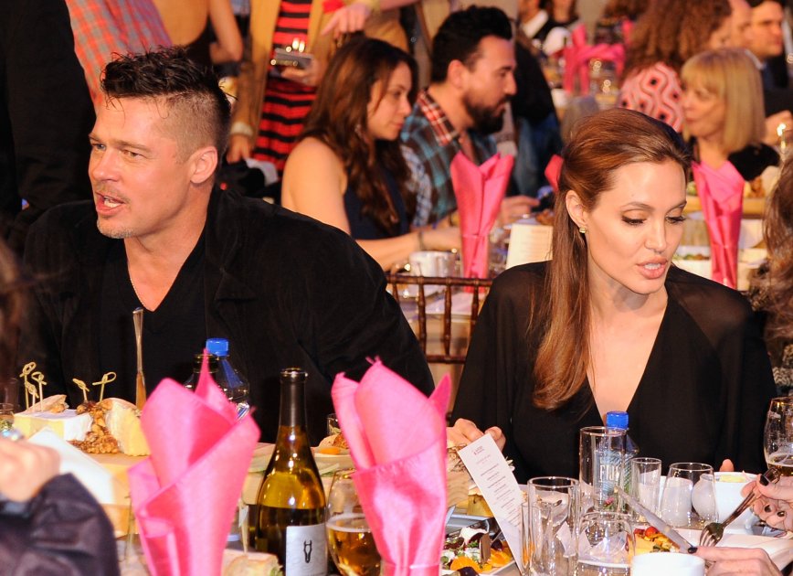 Angelina Jolie y Brad Pitt se divorcian