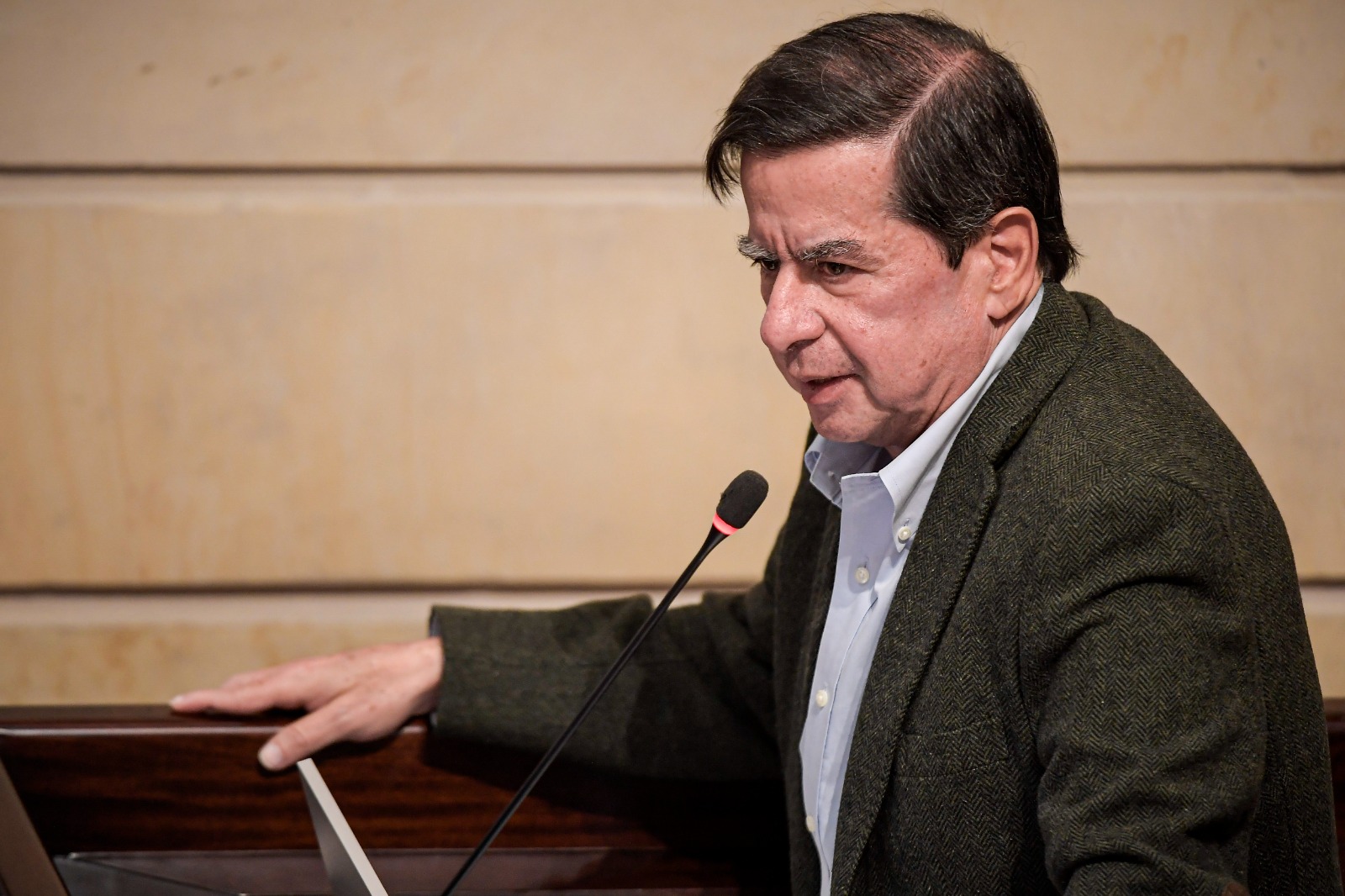 “Los liberales no, Gaviria”: Cristo sobre salida del Partido Liberal de la coalición