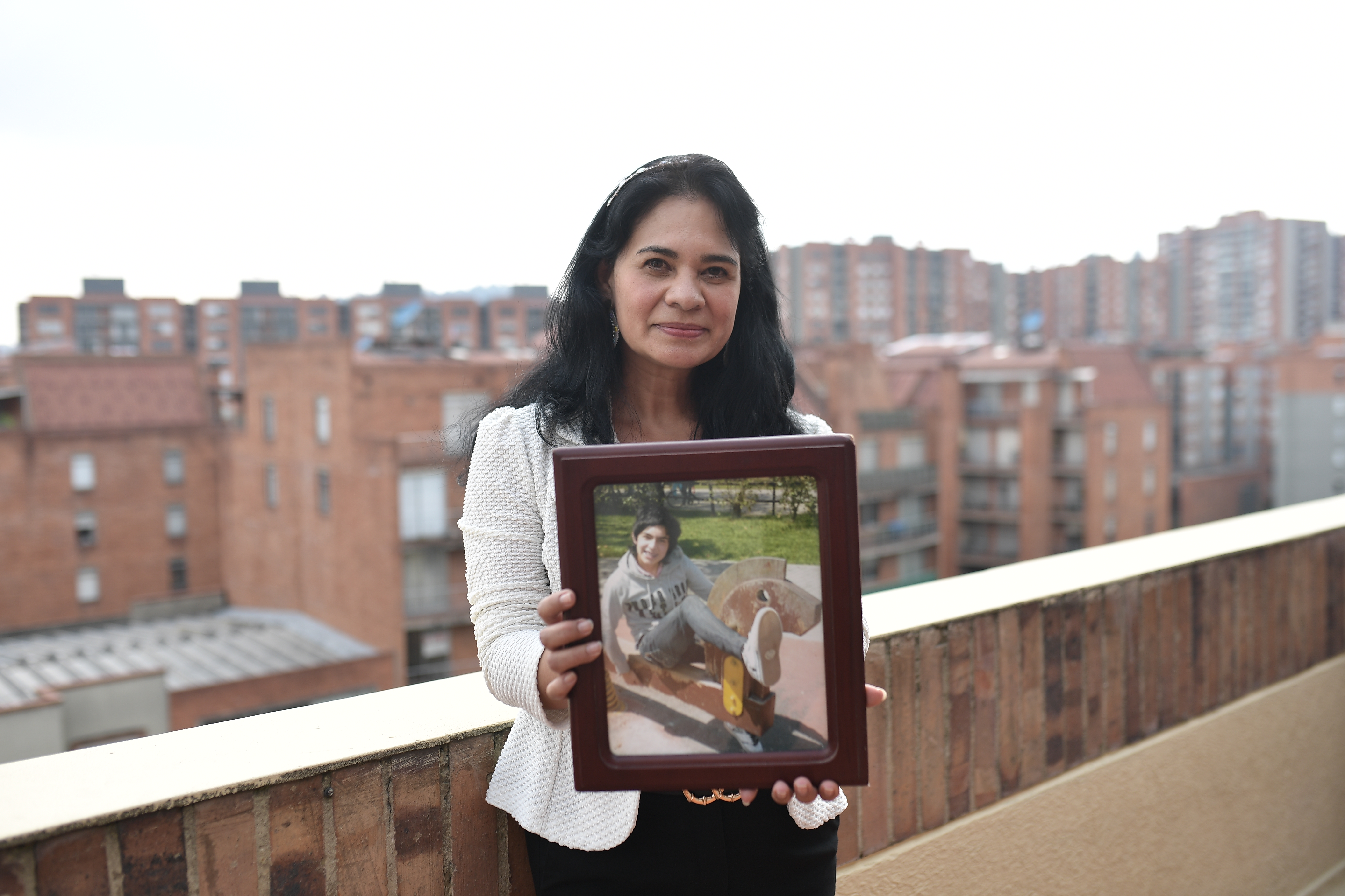 Madre de Diego Felipe Becerra, asesinado por la policía en el año 2011 por pintar un graffiti