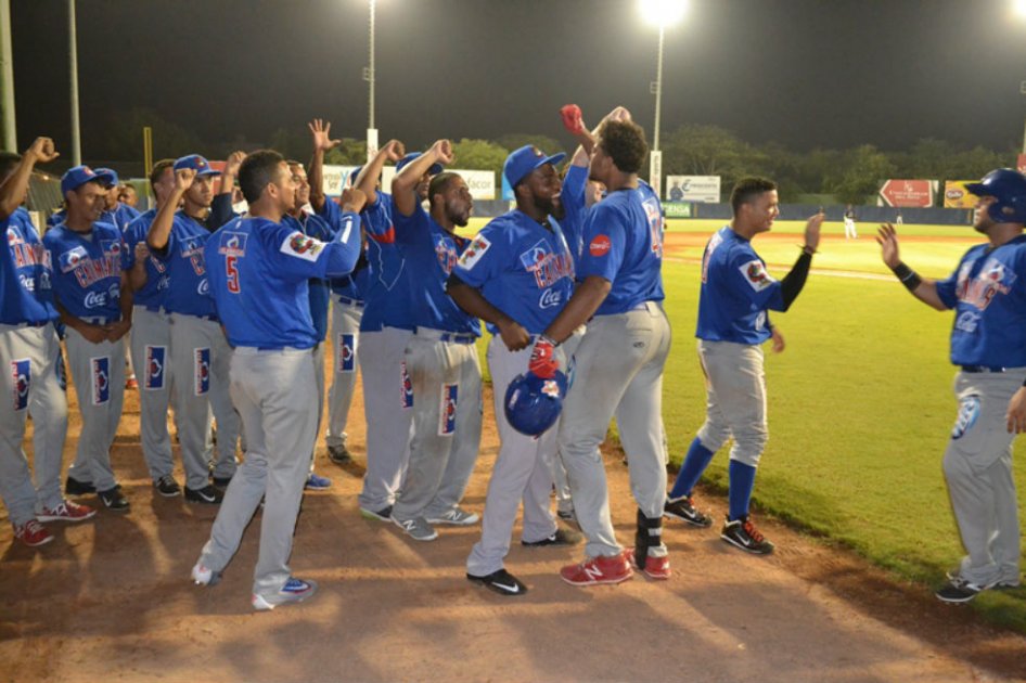 Caimanes de Barranquilla clasificó a la final del béisbol colombiano. Foto: AFP