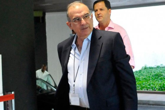 Justicia transicional debe estar centrada en satisfacer a las víctimas: De la Calle