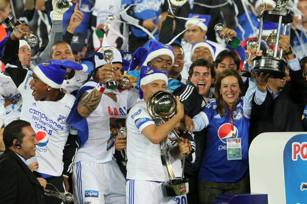 El mito de Mayer Candelo y la camiseta pisoteada