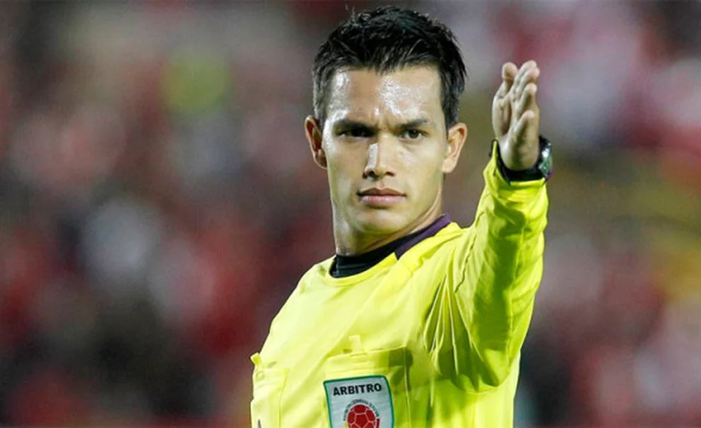 Nicolás Gallo, el único árbitro colombiano en el Mundial de Clubes 2025