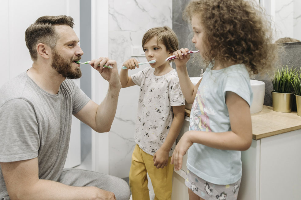 Evita caries y mal aliento con estos 6 hábitos esenciales