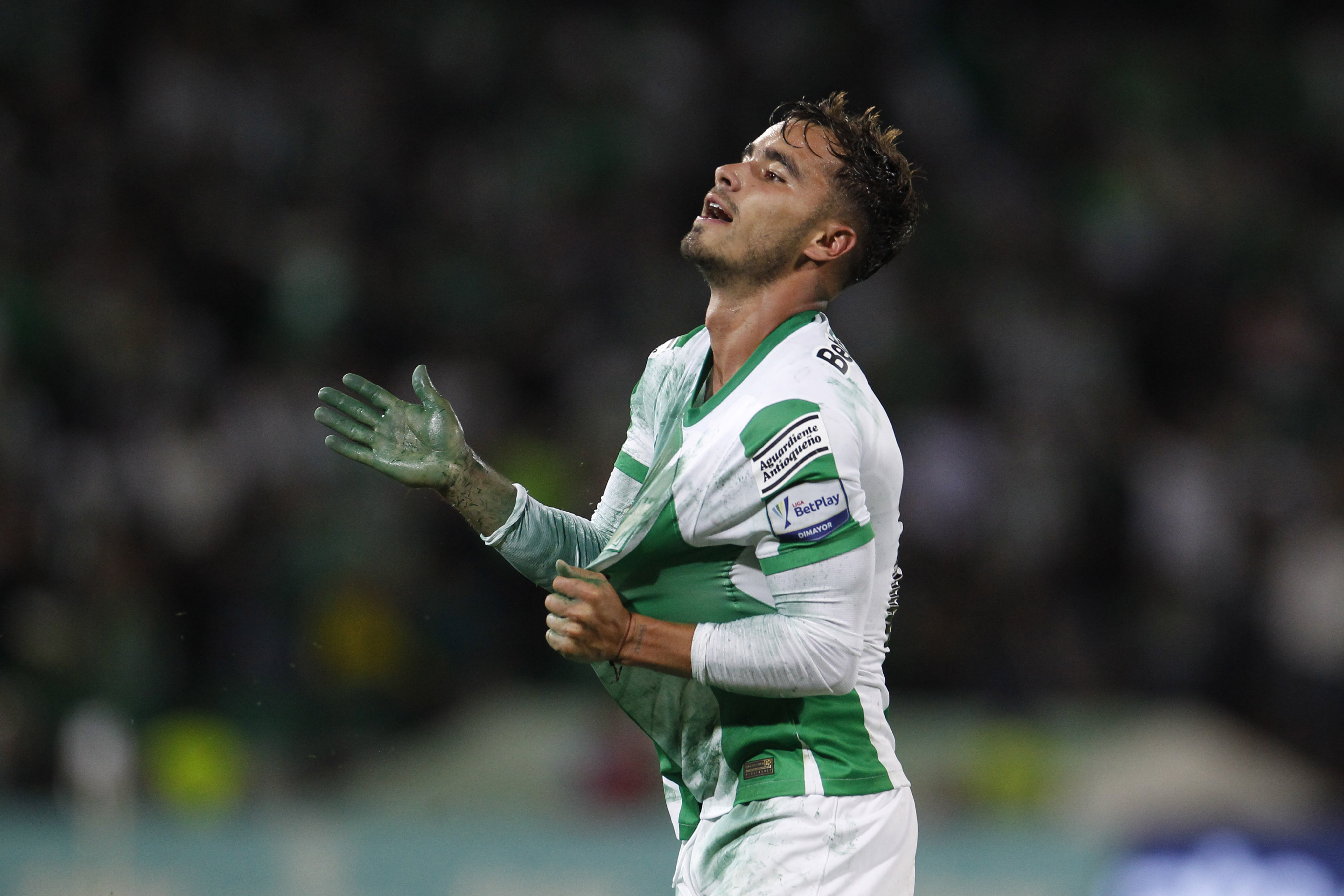 -FOTODELDÍA- AMDEP1639. MEDELLÍN (COLOMBIA), 16/02/2023.- Tomás Ángel Gutiérrez de Nacional celebra un gol hoy, en la final de la Superliga de Colombia entre Atlético Nacional y Deportivo Pereira en el estadio Atanasio Girardot en Medellín (Colombia). EFE/Luis Eduardo Noriega A.