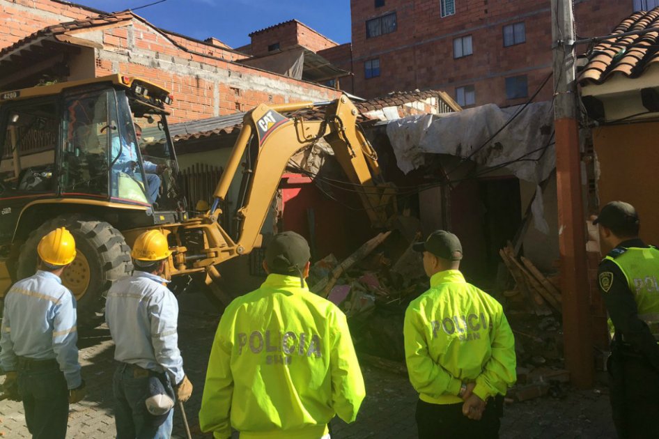 Demolidas tres casas donde se consumía estupefacientes en La Ceja, Antioquia