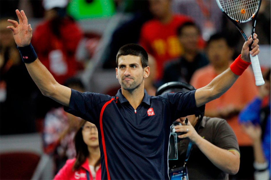 Djokovic y Sharapova no fallan en Pekín