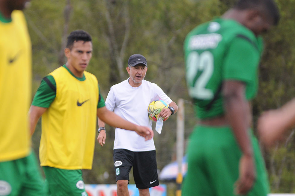«A Pérez lo debemos apretar»