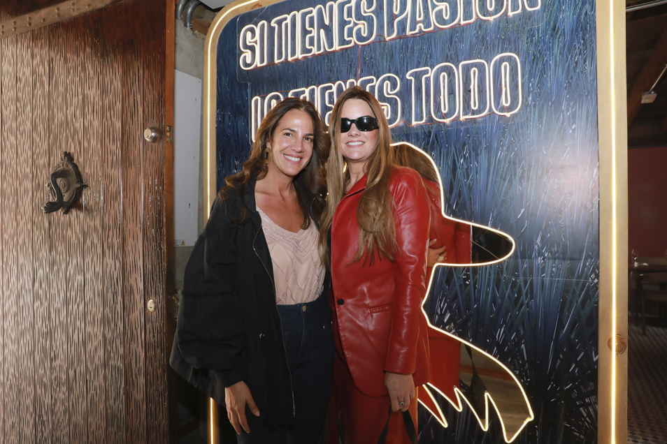 Heidy Abuchaibe y Paola Field