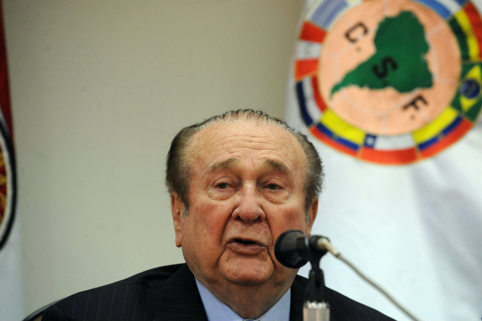 Nicolás Leoz se va de la Conmebol y Luis Bedoya suena como su reemplazo
