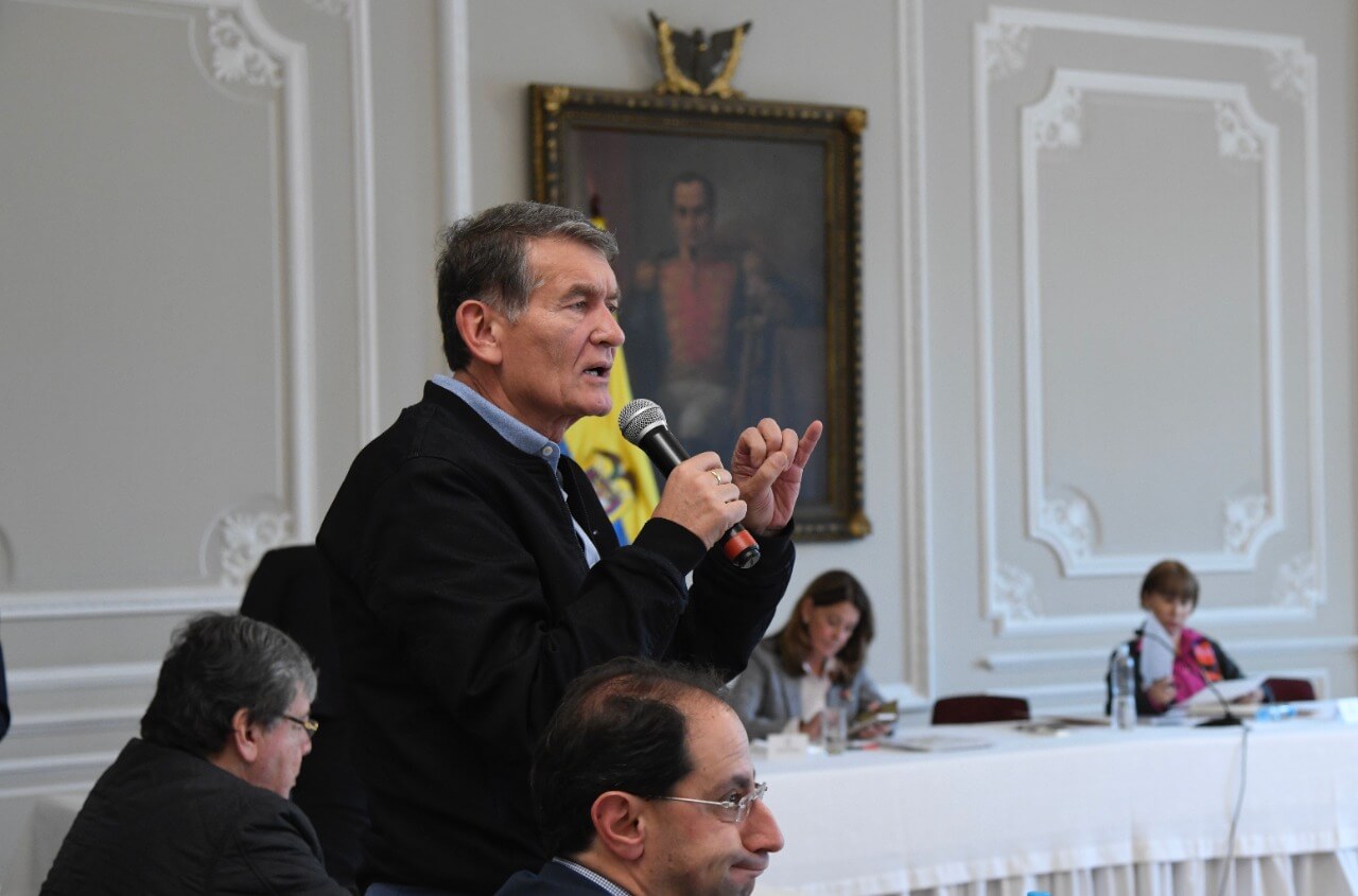 Gobierno asumirá el 50 % de la prima para trabajadores formales que ganen hasta $1 millón