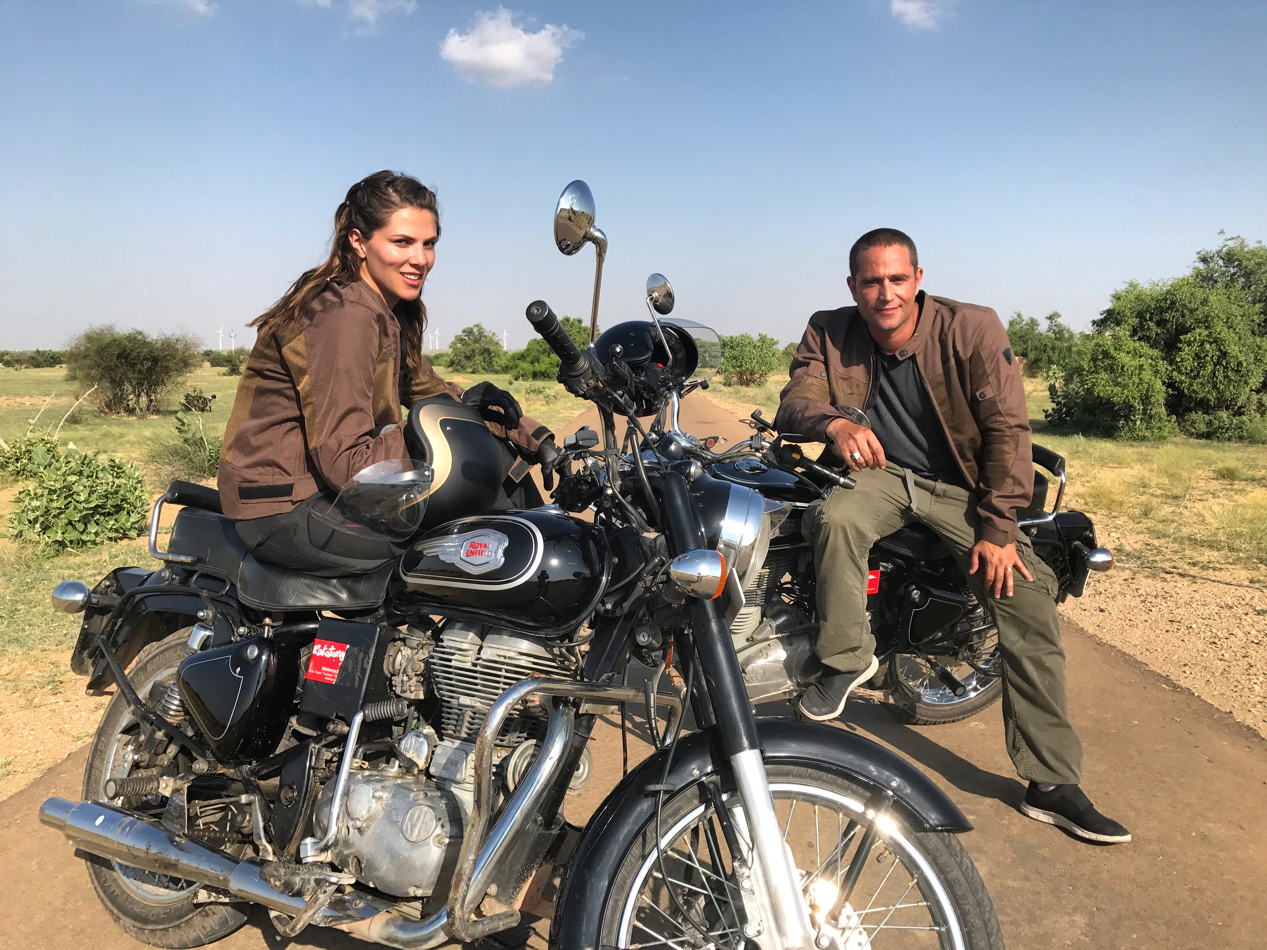 Michel Brown y Margarita Muñoz recorrieron India en moto