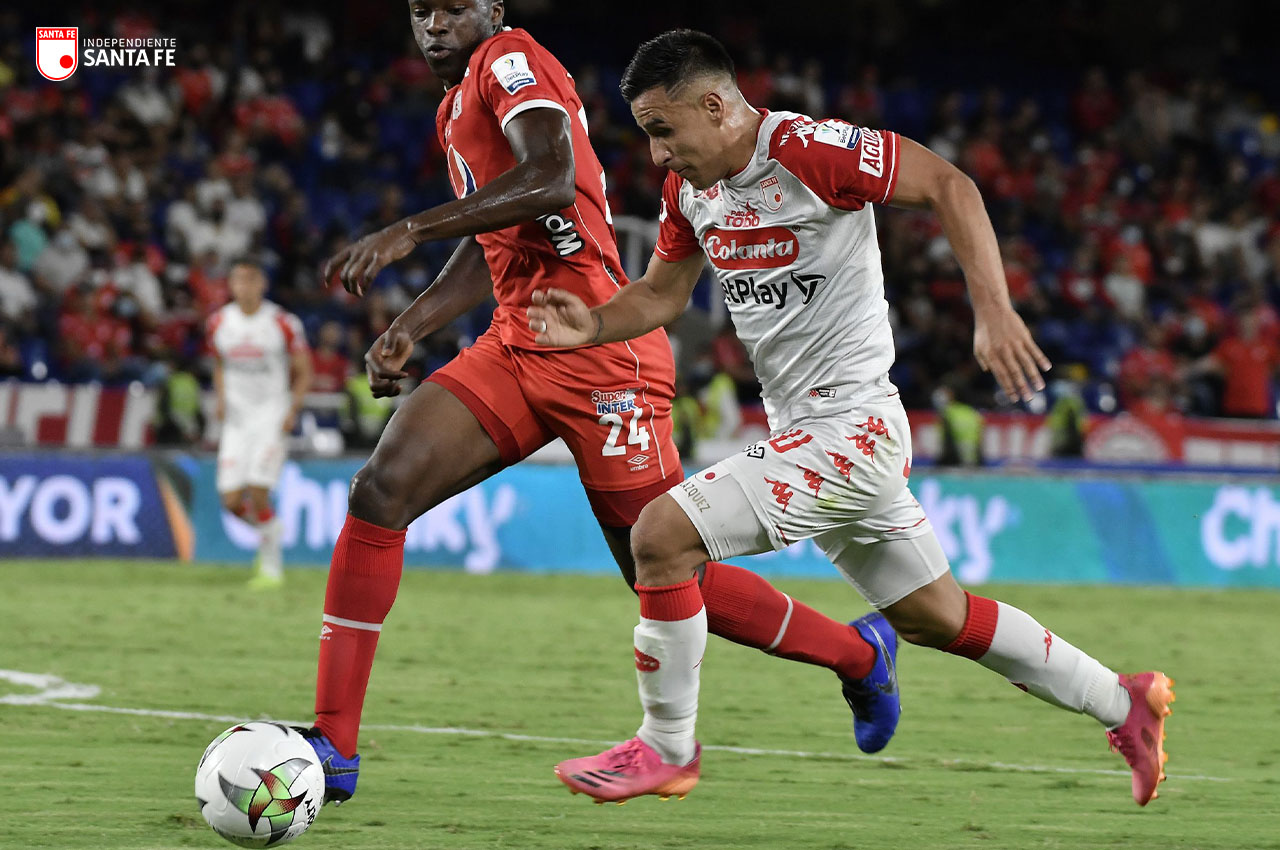 Triunfazo: Santa Fe le dio vuelta y venció al América en la ida de la Superliga