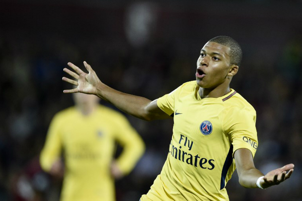 Mbappé recibió una suspensión de tres partidos