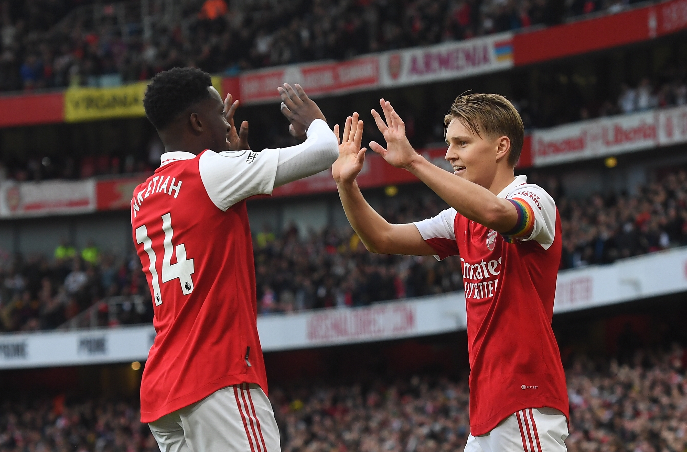 Arsenal volvió al liderato de la Premier League y Manchester United es quinto