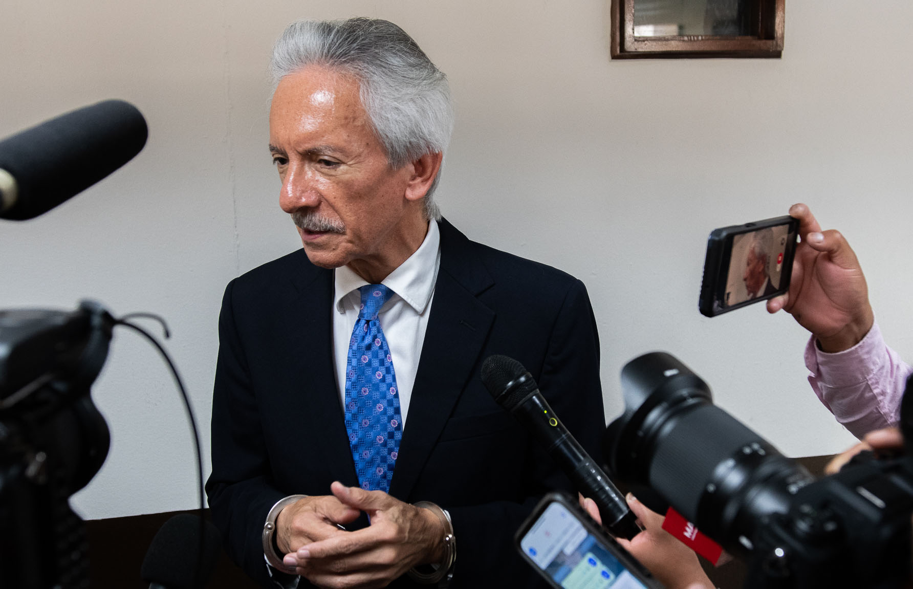 Tras 10 meses de cárcel, piden 40 años de condena para José Zamora en Guatemala