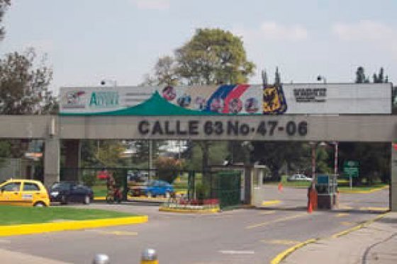 IDRD dice que parqueadero en donde se roban motos es administrado por Coldeportes