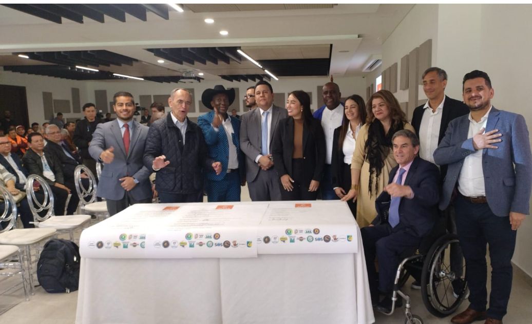 Se alista otra coalición de centro para entrar al tablero electoral de 2026