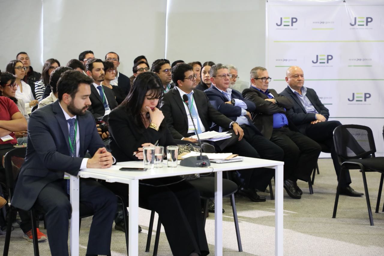 Rodrigo Londoño, Catatumbo y «Lozada» comparecen en la JEP por casos de secuestro
