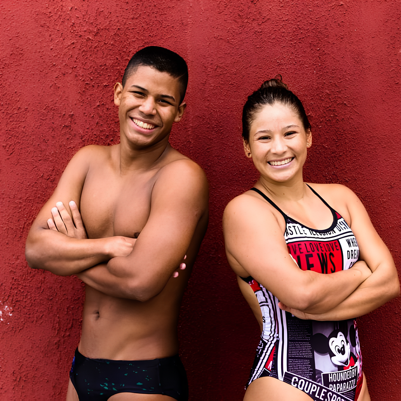 Los hermanos clavadistas Luis Felipe Uribe y Viviana Uribe.