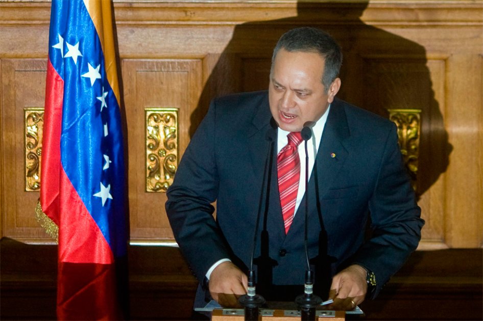 Asamblea venezolana elige el presidente que debe juramentar a Chávez
