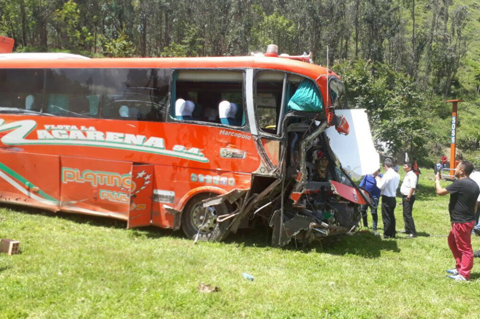 Un muerto y una decena de heridos deja accidente en Une (Cundinamarca)