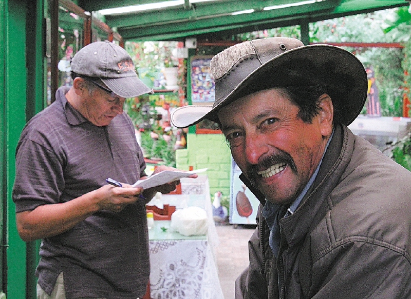 A pesar de la pandemia, los productores de la ARAC han continuado con su actividad económica. / Camilo Espitia Bernal