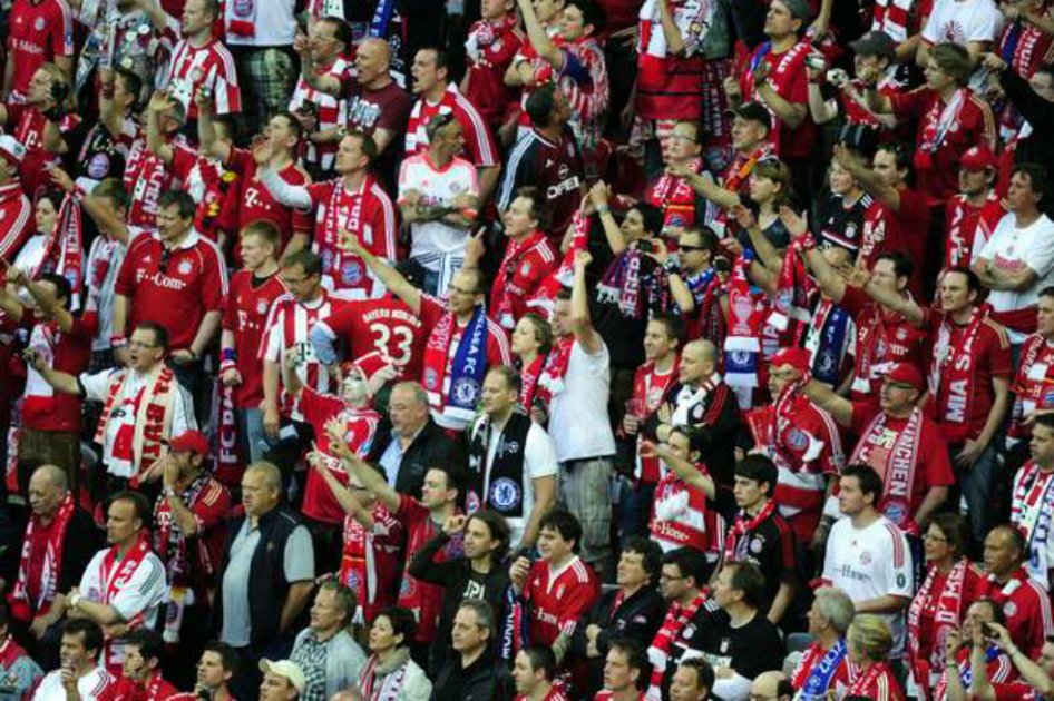 Juez alemana ordena a hinchas comprar la camiseta del equipo adversario