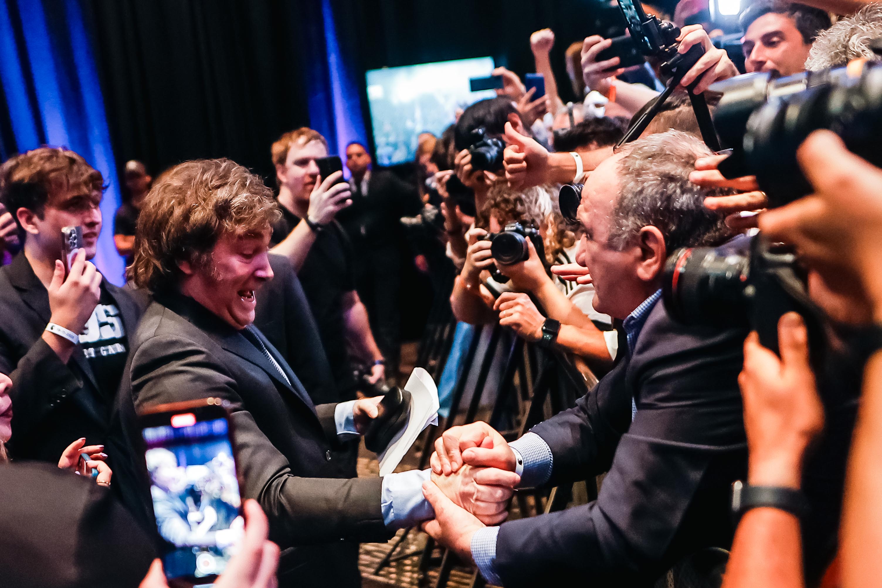 De Bukele a Bolsonaro y Elon Musk: las reacciones al triunfo de Milei en Argentina