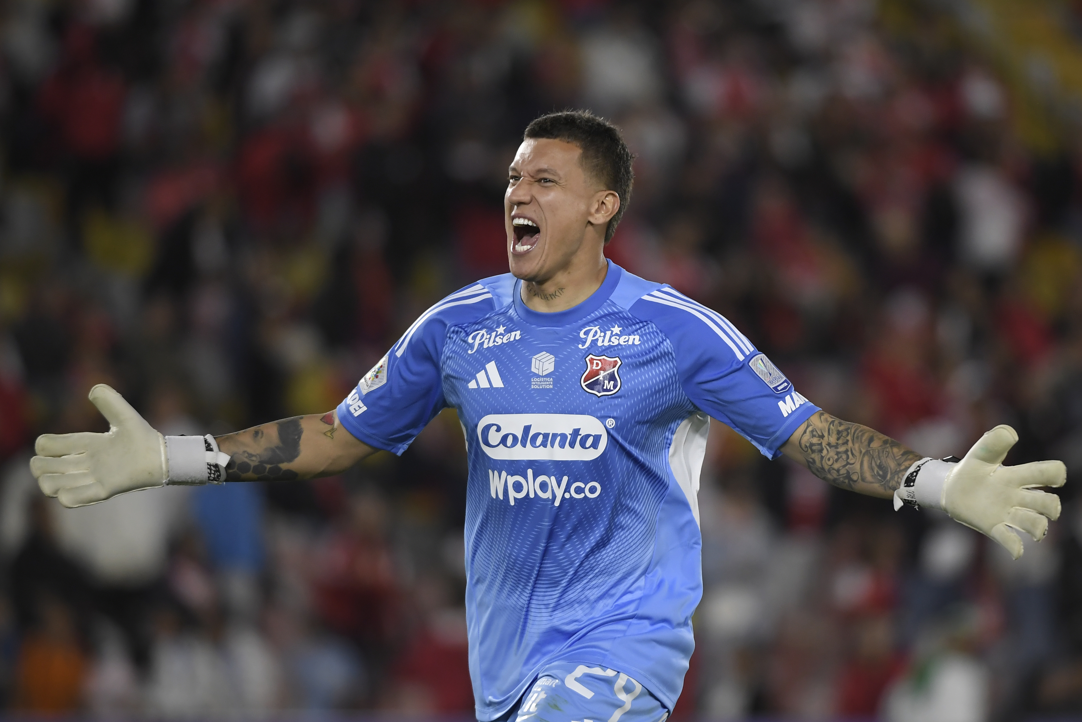 Futbolista uruguayo, arquero de Medellín, en el partido ante Santa Fe, por la fecha catorce de la Liga Betplay 2025-I.