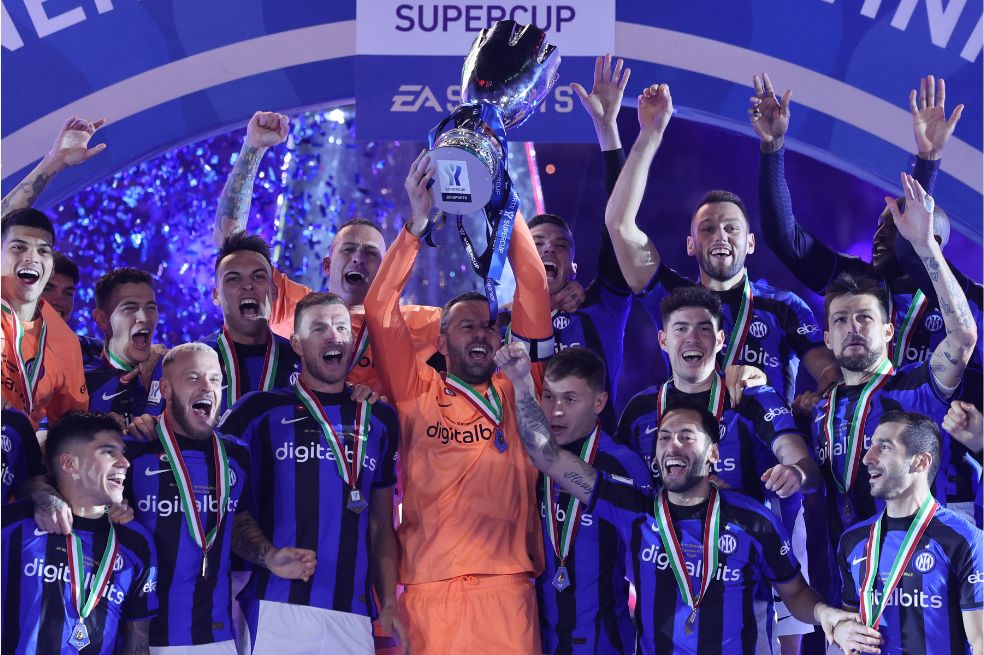 Inter goleó a Milan y se quedó con la Supercopa de Italia