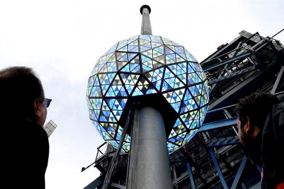 Prueban el funcionamiento de la bola de Fin de Año de Times Square