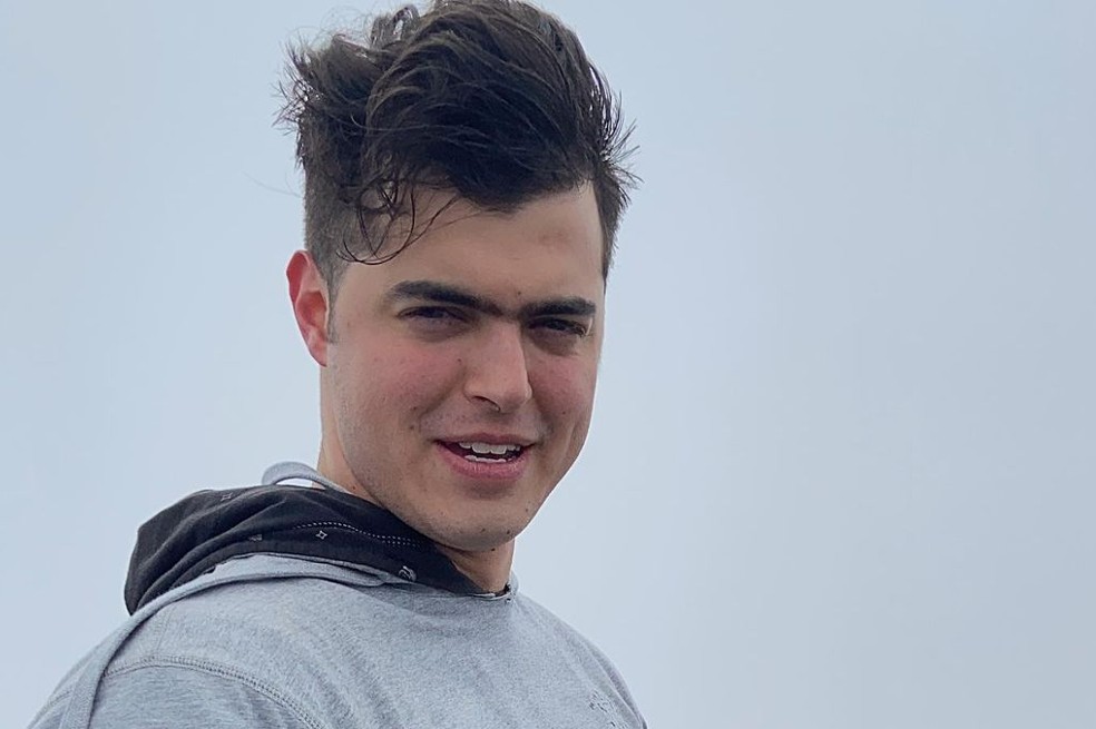 Daniel Narváez, hijo de Cristina Hurtado.