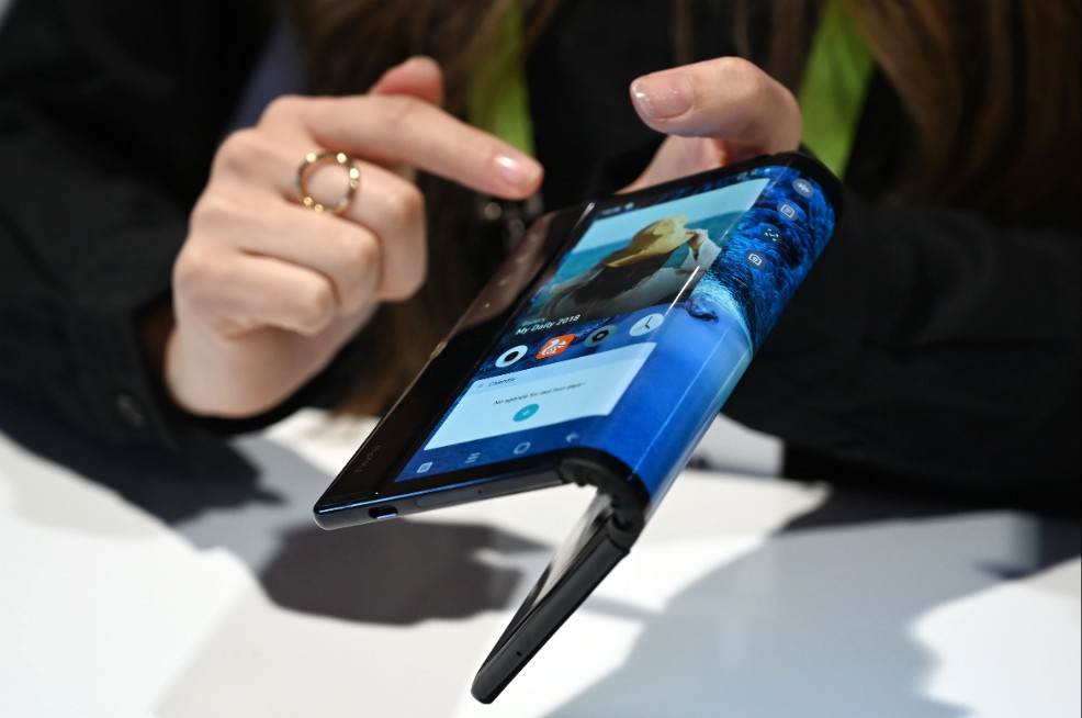 Así luce el primer ‘smartphone’ plegable del mundo