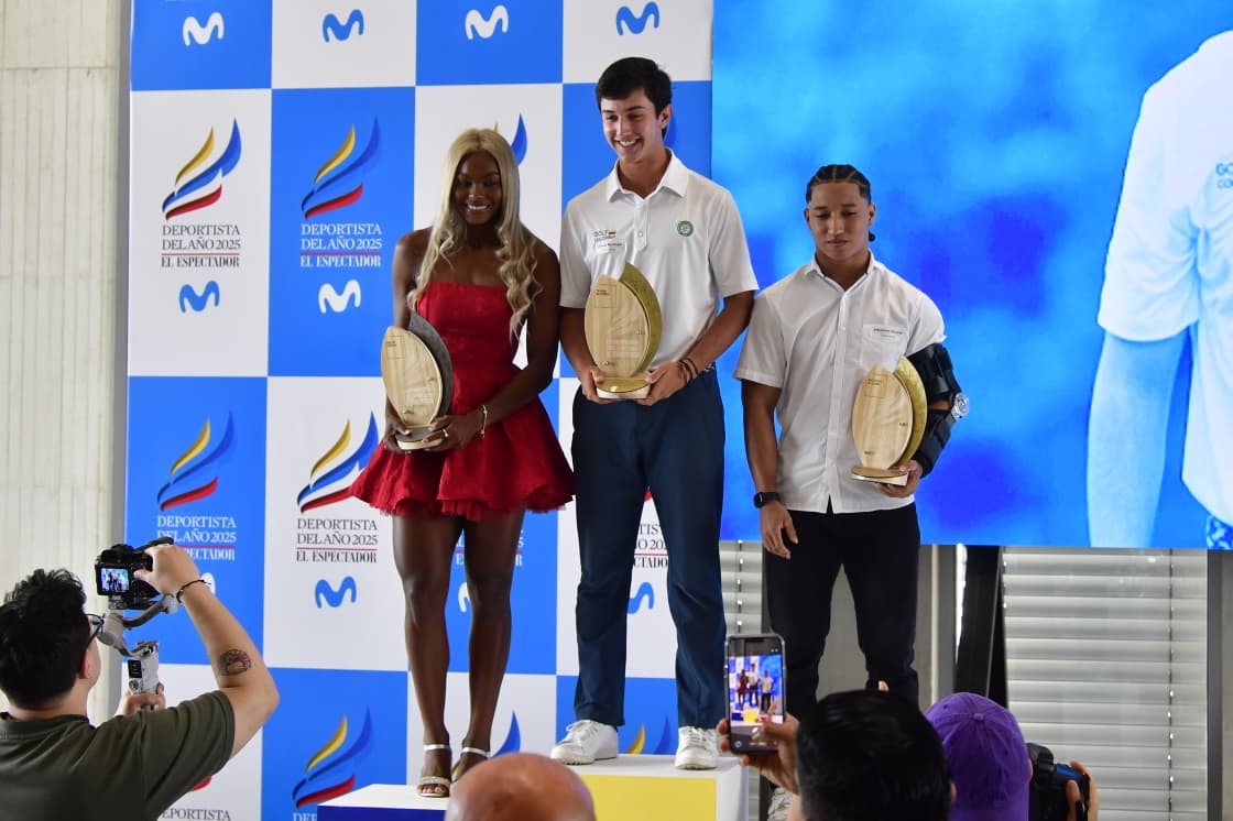 Podio de la categoría juvenil en el Deportista del Año 2025