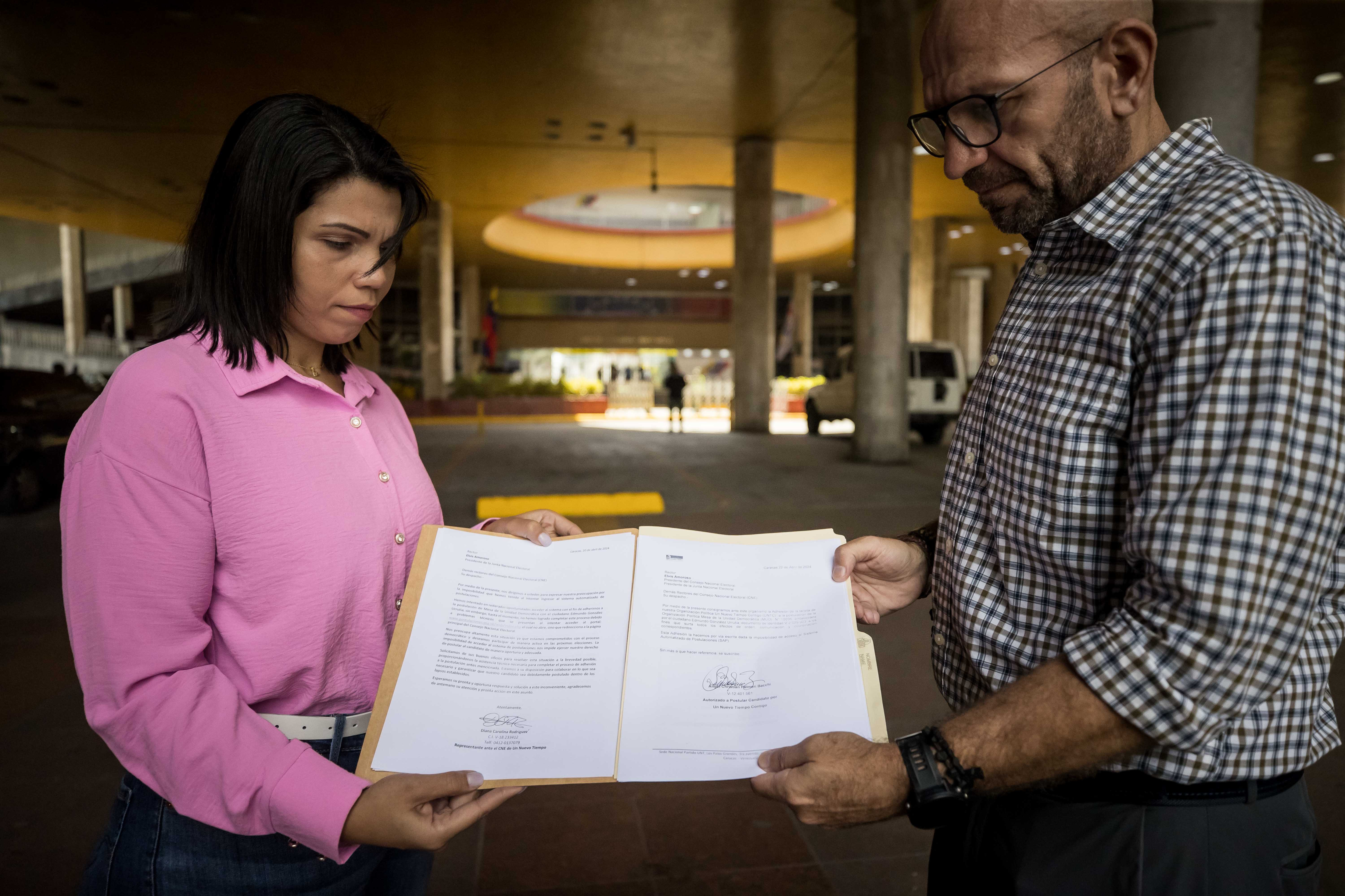 Candidatura de González, ¿en el limbo? Denuncian trabas del CNE en Venezuela
