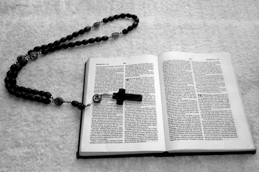 Los rituales detrás de un exorcismo