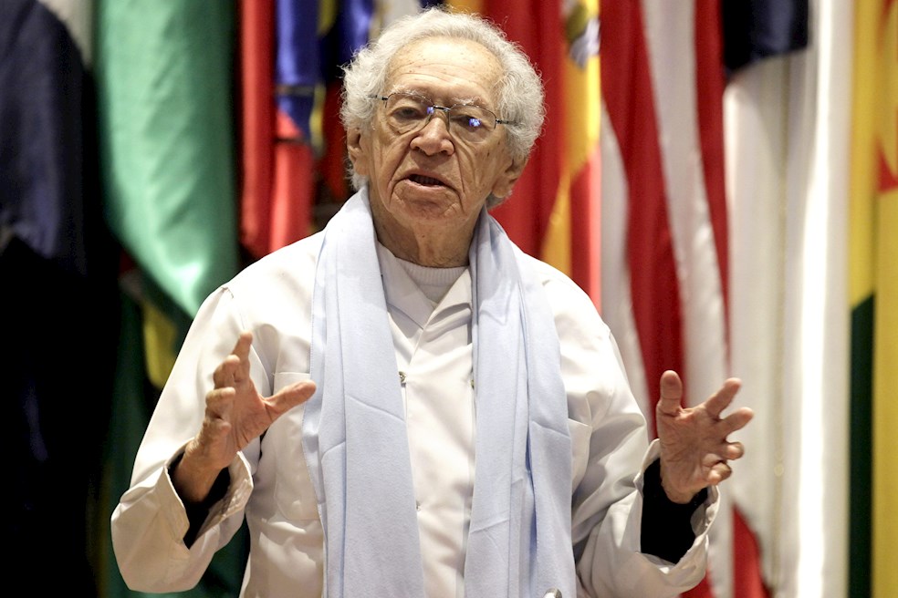 Fallece Thiago de Mello, poeta brasileño
