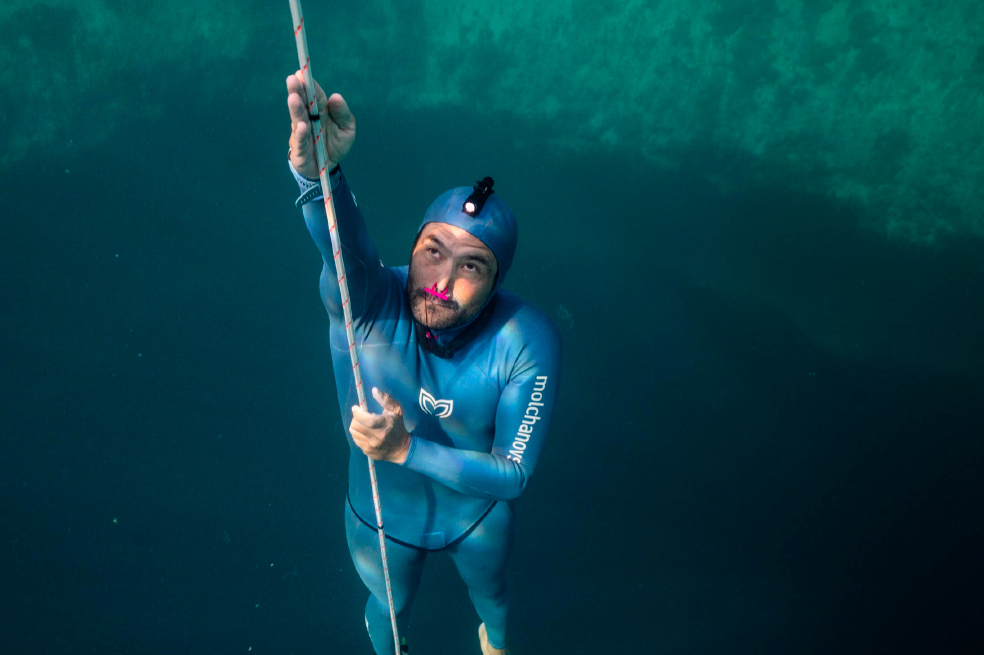 El apneista colombiano John Muñoz consigue otro récord para el país ¡Orgullo¡