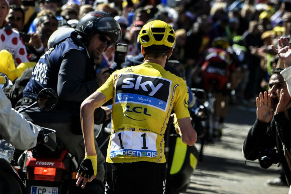 La insólita caída de Froome en el Tour de Francia