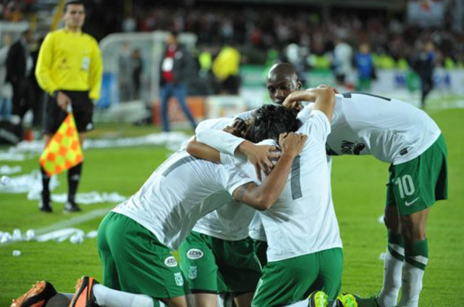 Nacional goleó en el nido de las águilas y sigue invicto